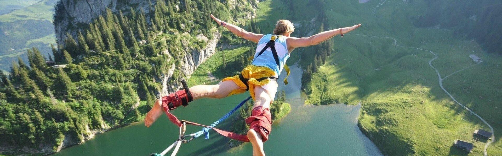 【b体育入口】约克力挺谢什科，阿莫林应坚持启用高价新援，适应英超需时间与信任