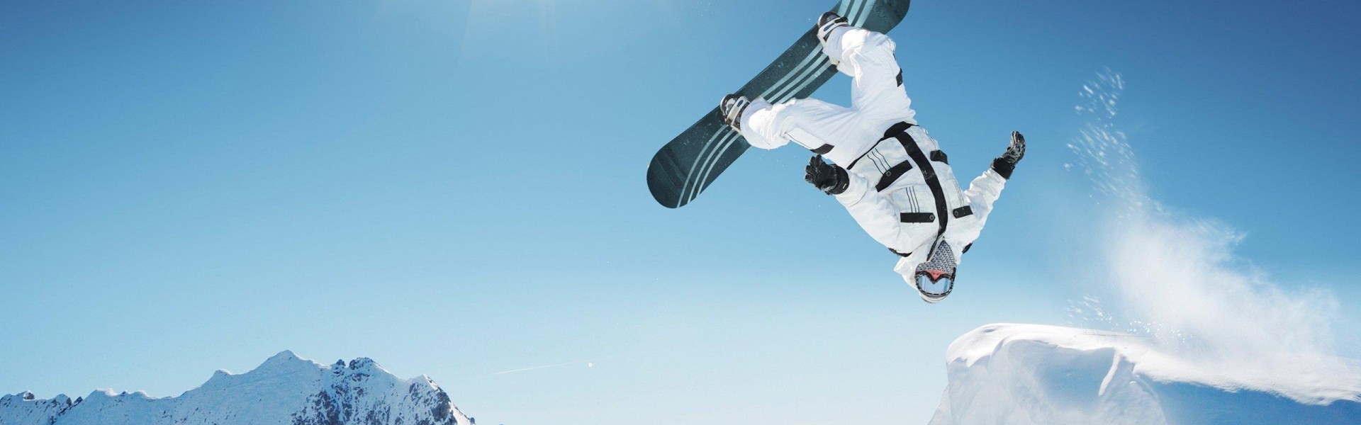 【b体育下载】谢周三收购案进入关键阶段 五方竞逐英冠老牌俱乐部底价三千万英镑