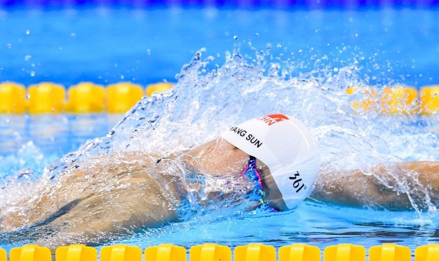 b体育app：罗马诺独家澄清，曼联今夏未就阿德耶米转会展开谈判，多特蒙德锋线新星非红魔目标