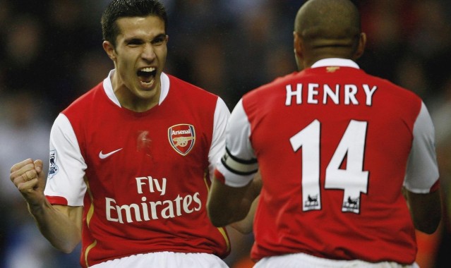 b体育：诺坎普谢幕战阵容浮现，巴萨官方回溯翻新前最后一役，十二旧将留守，七人仍担首发核心