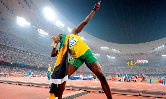 【b体育入口】诺坎普火力全开！莱万双响引领巴萨32脚射门风暴，主场力克毕尔巴鄂竞技迎关键胜利