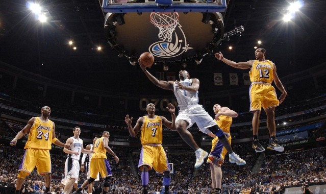 b体育|萨拉赫连续四场未首发，利物浦战绩回暖获2胜2平，终结此前三连败颓势