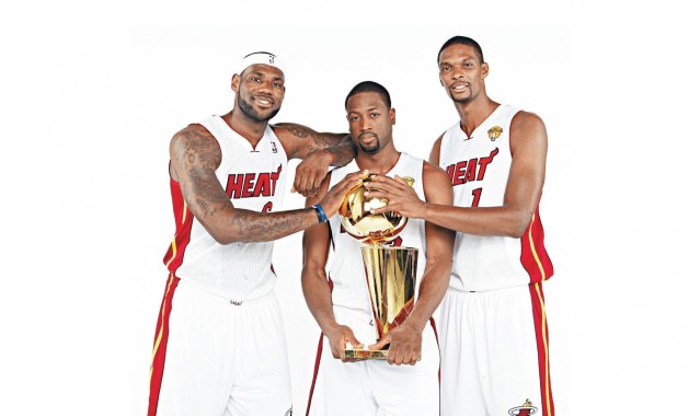 b体育入口：姆巴佩独木难支！关键点球失手，巴萨险胜巴黎，法国巨星4次妙传难挽败局