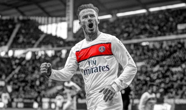 b体育官网_热那亚客场奇袭！埃哈托尔灵光脚后跟破门，半场1-0领先那不勒斯