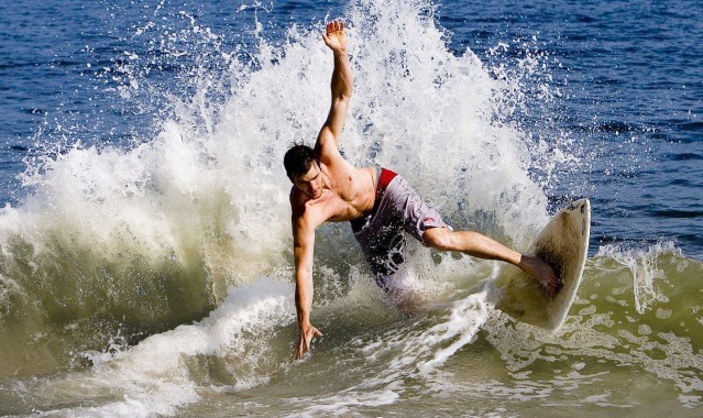 b体育官网-双红会前瞻，帕克点出曼联防线隐忧，萨拉赫虎视眈眈瞄准卢克-肖一侧