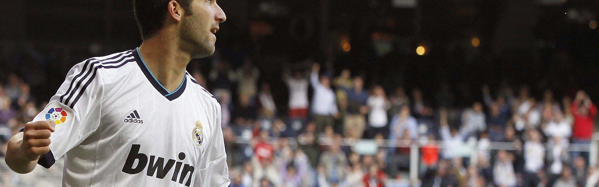 b体育app|埃斯特旺专访吐露心声，安帅信任铸就成长，切尔西如家般的归属感成动力源泉