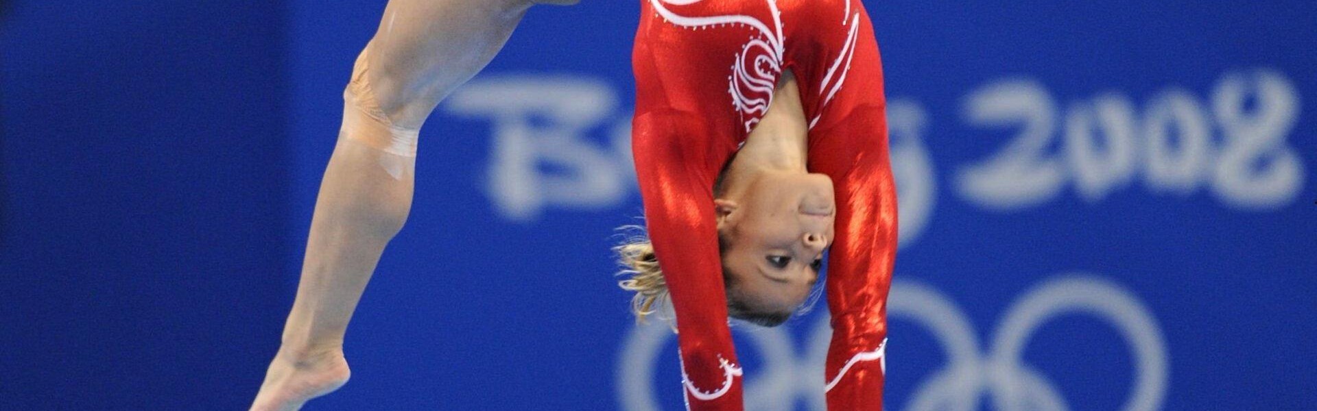 b体育入口_非洲足坛身价巅峰，萨拉赫与马内并列历史榜首，德转数据揭示大陆巨星光芒