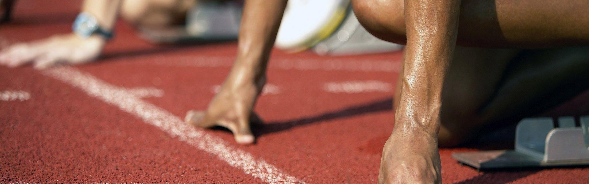 b体育下载：拉波尔塔公开表态关闭回归之门，梅西与巴萨的传奇篇章写下终句