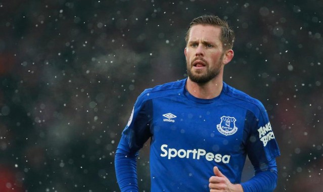 【b体育app】双喜临门！阿莱格里成就米兰百胜里程碑，红黑军团迎来新时代