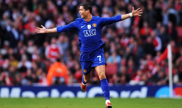 b体育app_世预赛上演门神双翼齐飞！加蓬冈比亚互飙助攻，非洲大区匹配机制再显平衡艺术